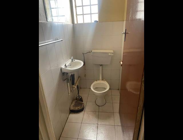 4 BEDROOM HOUSE FOR SALE IN BRIXTON